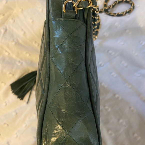 RARE Green Vintage Chanel leather bag! Authentic! - Picture 5 of 14